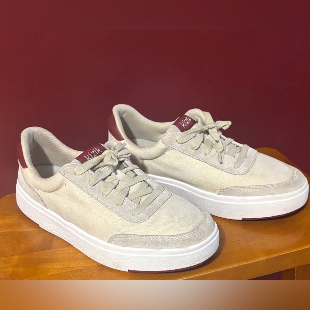 Kizik Hands Free Slip On Sneaker Unisex Crème Brûlée Women 10 Wide/ Men 8.5 Wide